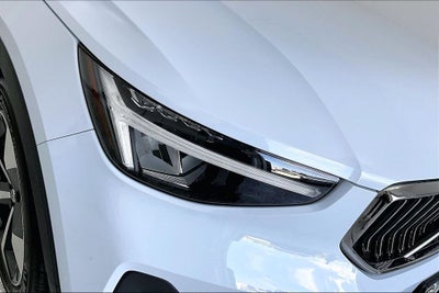 2024 Volvo XC40 B5 Core