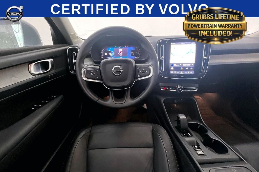 2024 Volvo XC40 B5 Core