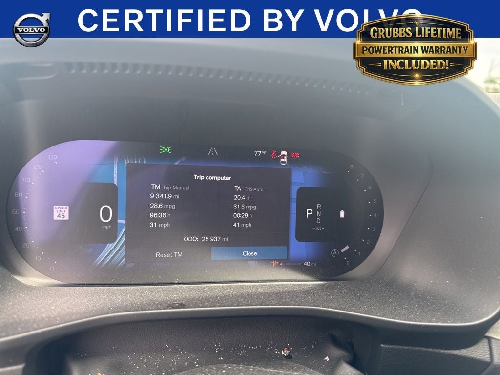 2024 Volvo XC40 B5 Core