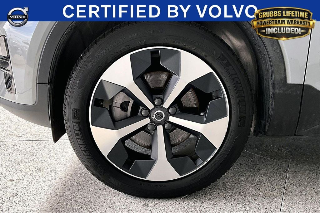 2024 Volvo XC40 B5 Core