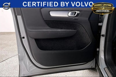 2024 Volvo XC40 B5 Core