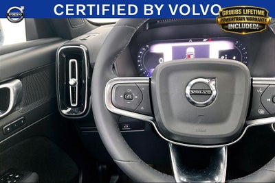 2024 Volvo XC40 B5 Core