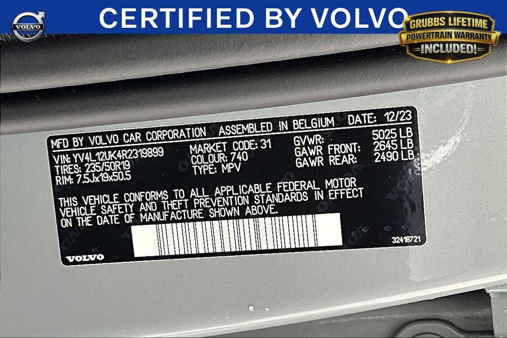 2024 Volvo XC40 B5 Core