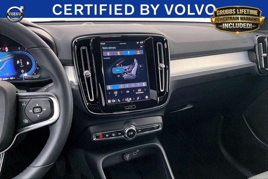 2024 Volvo XC40 B5 Core