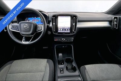 2024 Volvo XC40 B5 Core