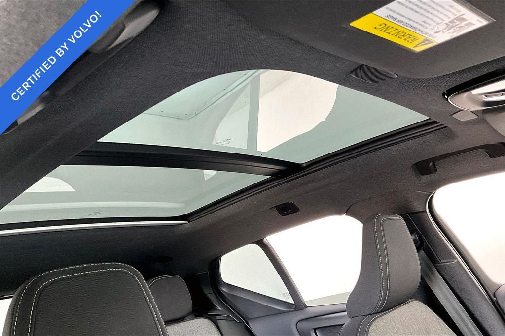 2024 Volvo XC40 B5 Core