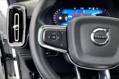 2024 Volvo XC40 B5 Core