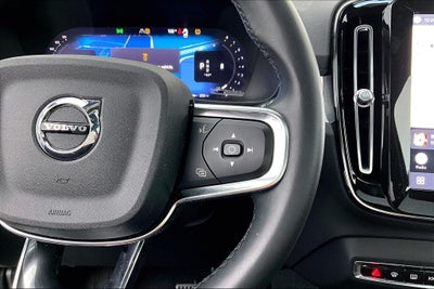 2024 Volvo XC40 B5 Core