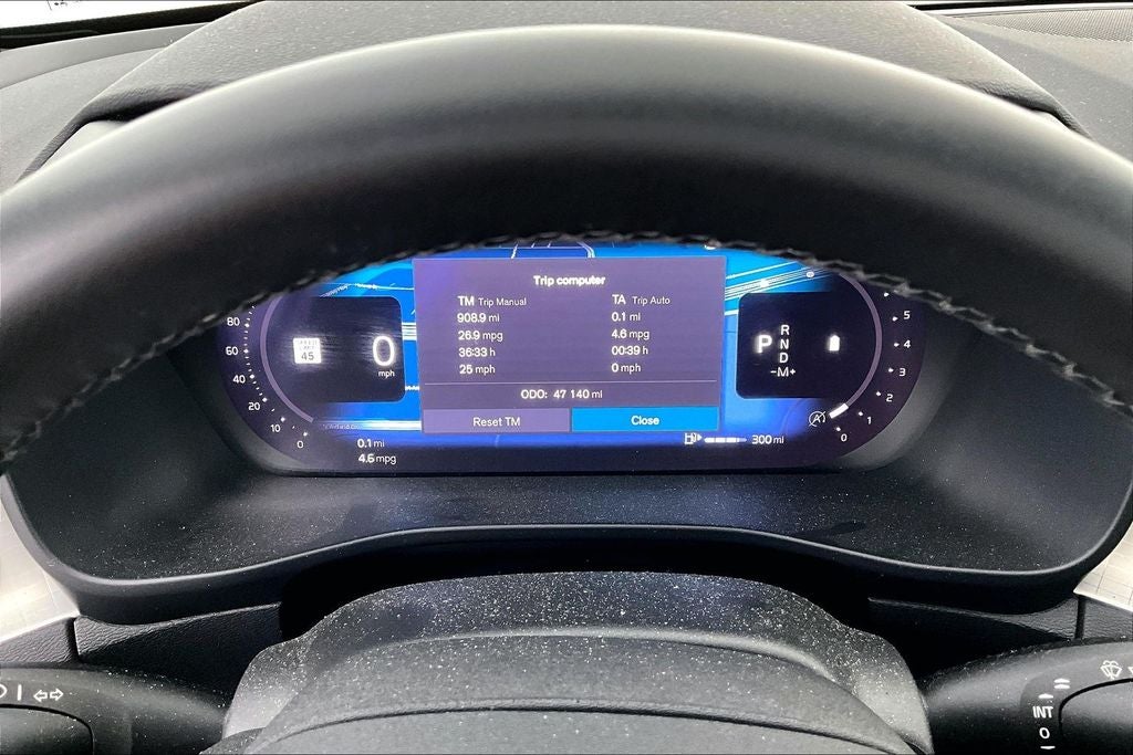 2024 Volvo XC40 B5 Core