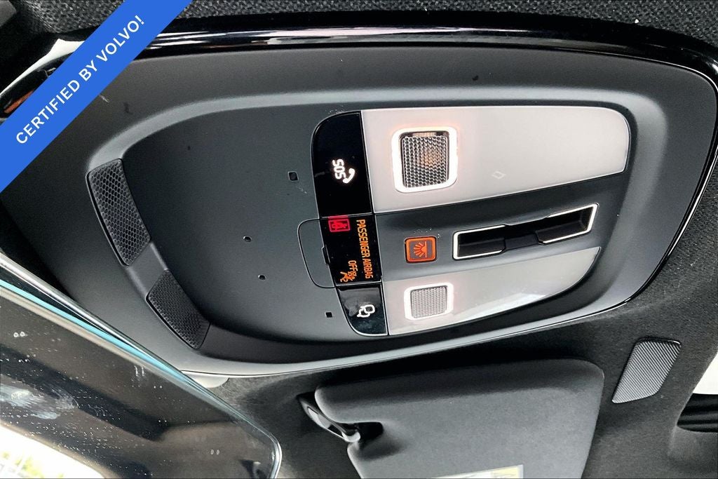 2024 Volvo XC40 B5 Core