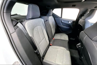 2024 Volvo XC40 B5 Core