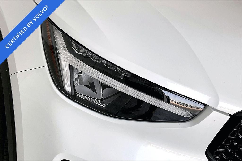 2024 Volvo XC40 B5 Core