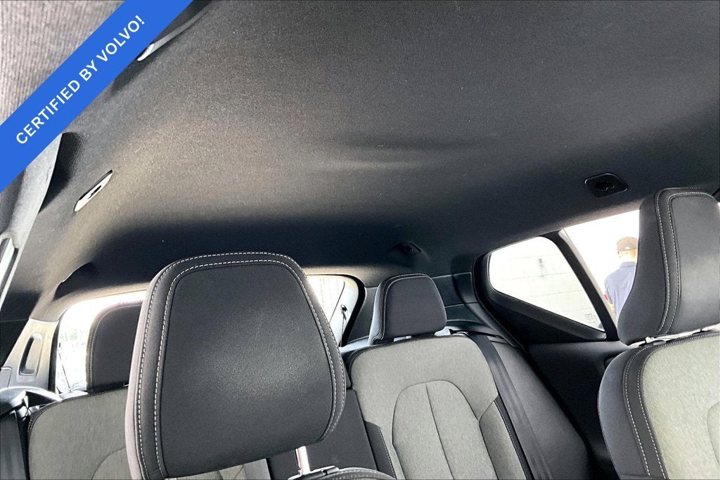 2024 Volvo XC40 B5 Core