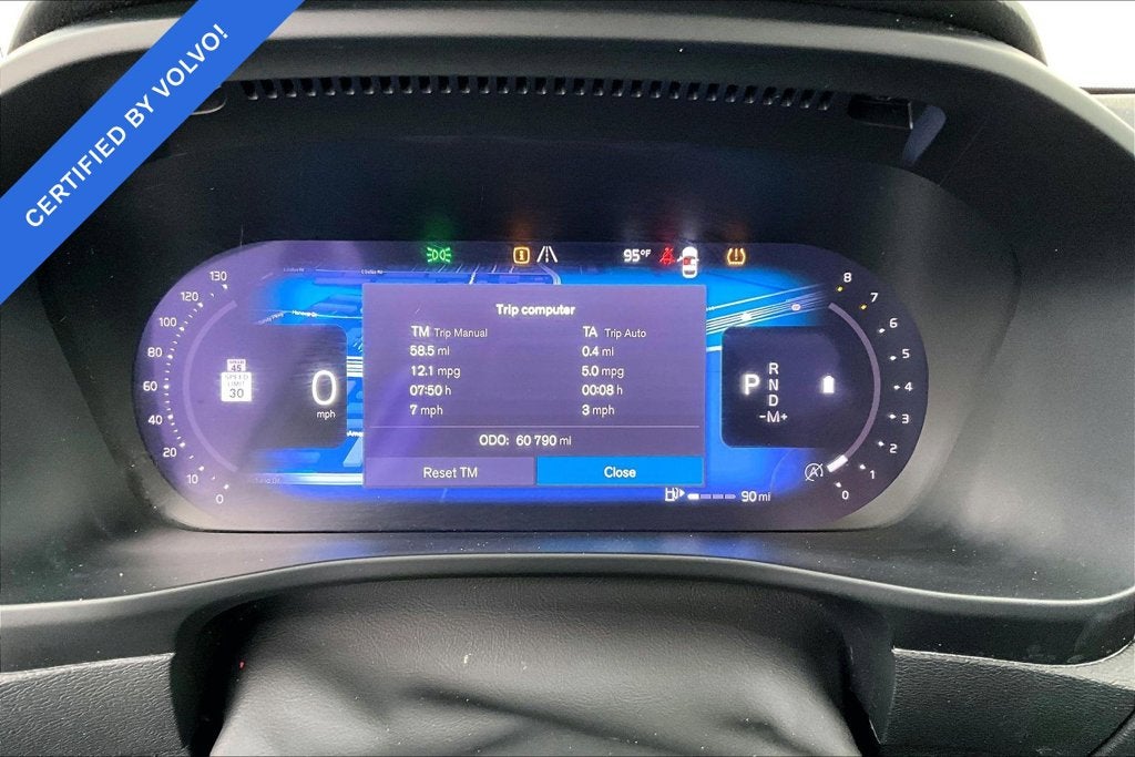 2024 Volvo XC40 B5 Core