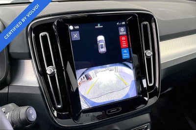 2024 Volvo XC40 B5 Core