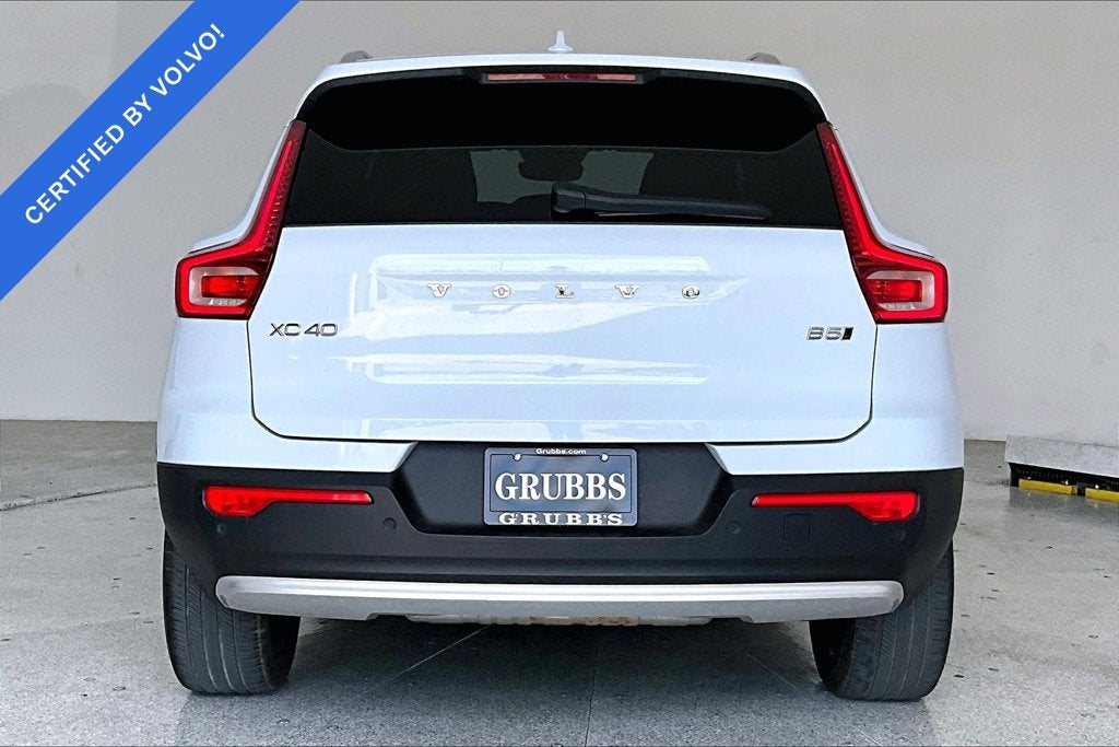 2024 Volvo XC40 B5 Core