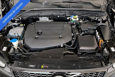 2024 Volvo XC40 B5 Plus Dark Theme
