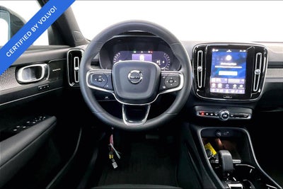 2024 Volvo XC40 B5 Plus Dark Theme