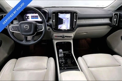 2024 Volvo XC40 B5 Plus Dark Theme