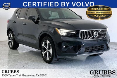 2023 Volvo XC40 B5 Plus Bright Theme