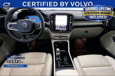 2023 Volvo XC40 B5 Plus Bright Theme