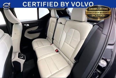 2023 Volvo XC40 B5 Plus Bright Theme