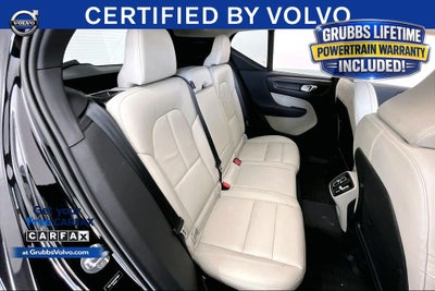 2023 Volvo XC40 B5 Plus Bright Theme