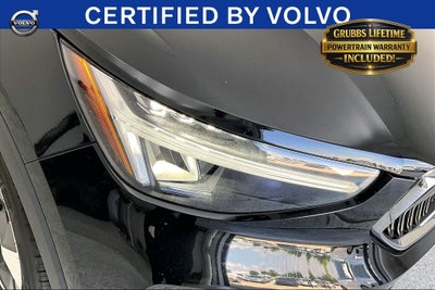 2023 Volvo XC40 B5 Plus Bright Theme