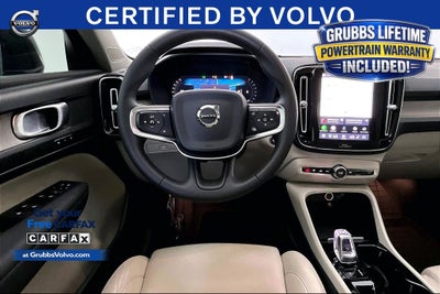 2023 Volvo XC40 B5 Plus Bright Theme