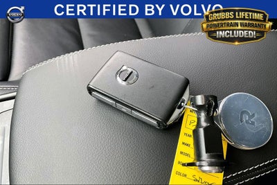 2023 Volvo XC40 B5 Plus Bright Theme