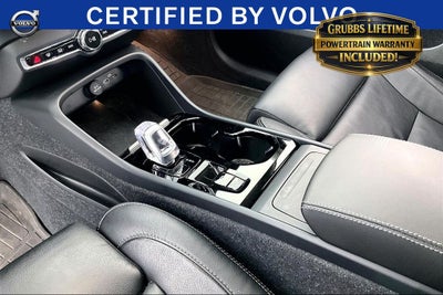 2023 Volvo XC40 B5 Plus Bright Theme