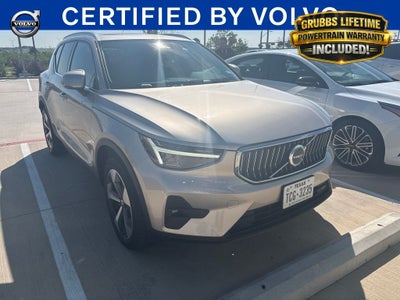 2023 Volvo XC40 B5 Plus Bright Theme