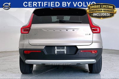 2023 Volvo XC40 B5 Plus Bright Theme