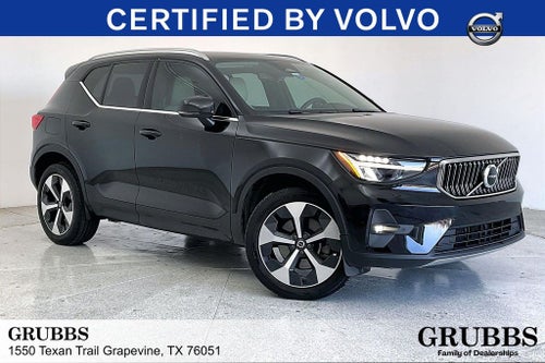 2023 Volvo XC40 B5 Plus Bright Theme