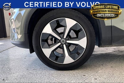 2023 Volvo XC40 B5 Plus Bright Theme
