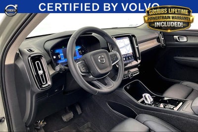 2023 Volvo XC40 B5 Plus Bright Theme