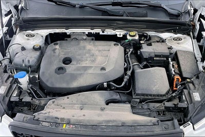 2023 Volvo XC40 B5 Plus Dark Theme