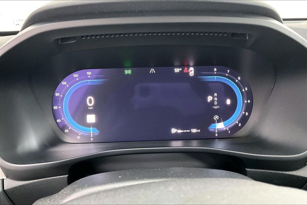 2023 Volvo XC40 B5 Plus Dark Theme