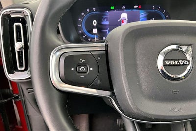 2023 Volvo XC40 Ultimate