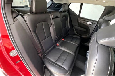 2023 Volvo XC40 Ultimate