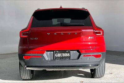 2023 Volvo XC40 Ultimate