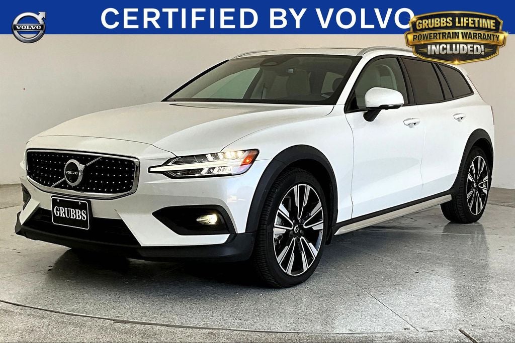 2025 Volvo V60 Cross Country B5 Ultra
