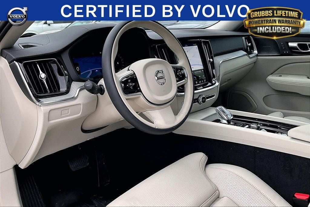 2025 Volvo V60 Cross Country B5 Ultra