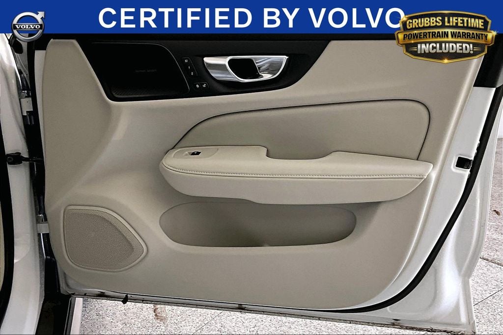 2025 Volvo V60 Cross Country B5 Ultra