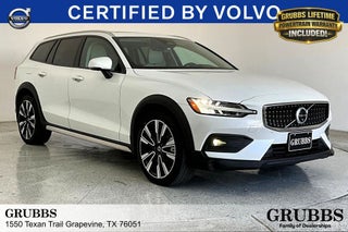 2025 Volvo V60 Cross Country B5 Ultra