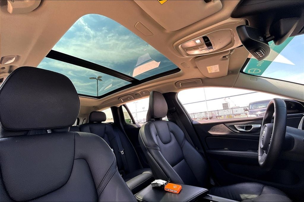 2024 Volvo V60 Cross Country B5 Plus