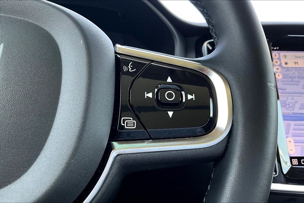 2024 Volvo V60 Cross Country B5 Plus