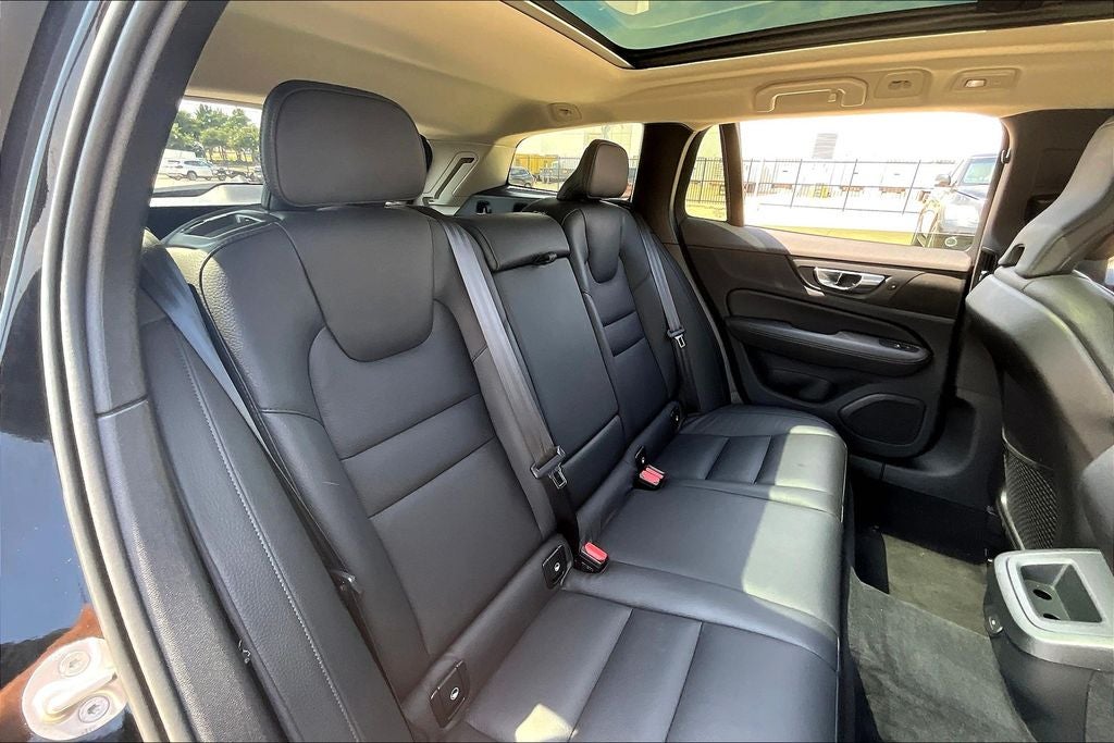 2024 Volvo V60 Cross Country B5 Plus