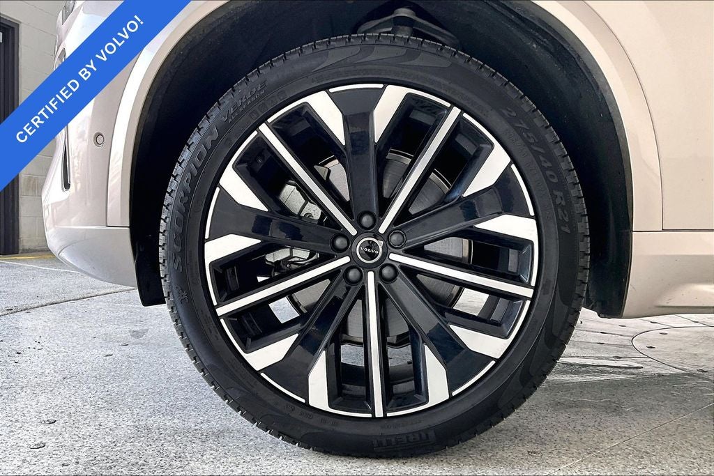 2026 Volvo XC90 B5 Plus