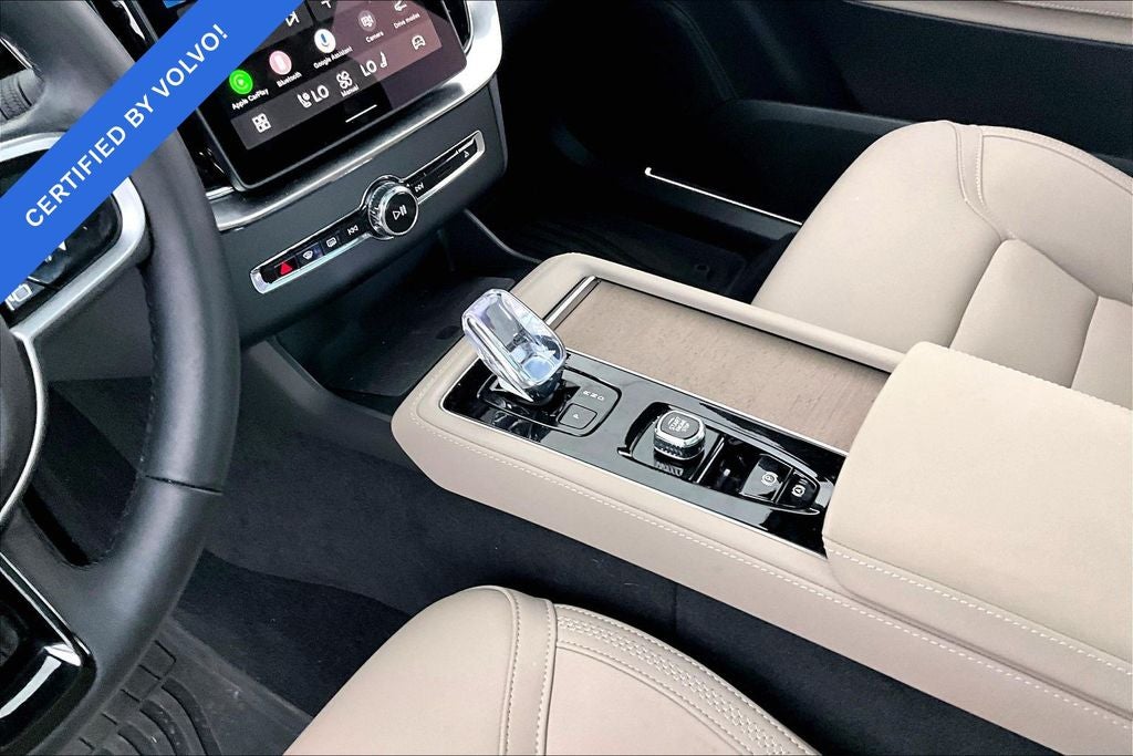 2026 Volvo XC90 B5 Plus